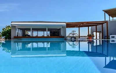 Yria Beach Hotel