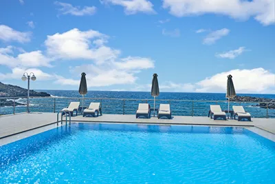 Nanakis Beach Apartments