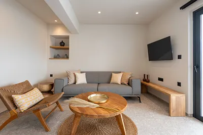 Melia City Suites