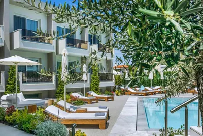 Mirablue Luxury Residences