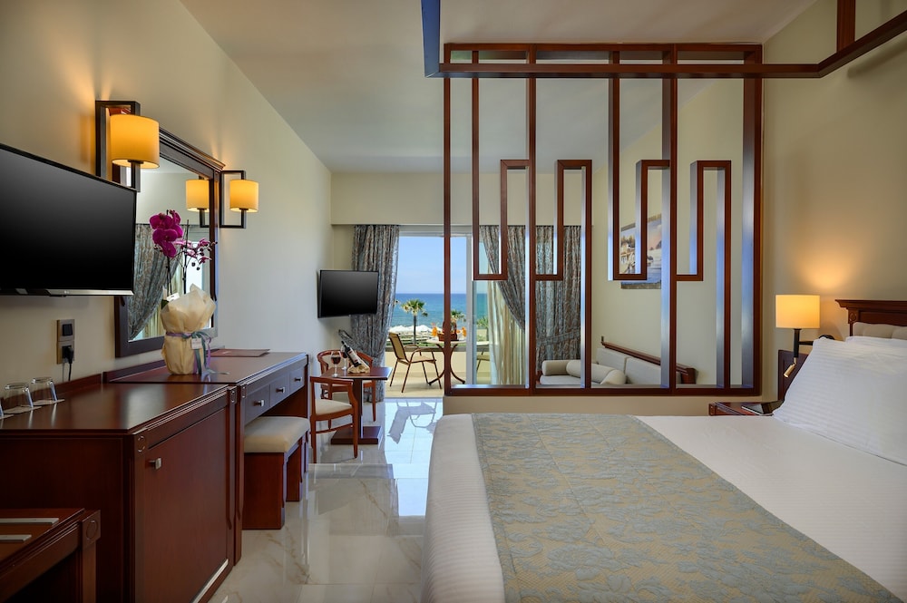 Vantaris Palace Hotel