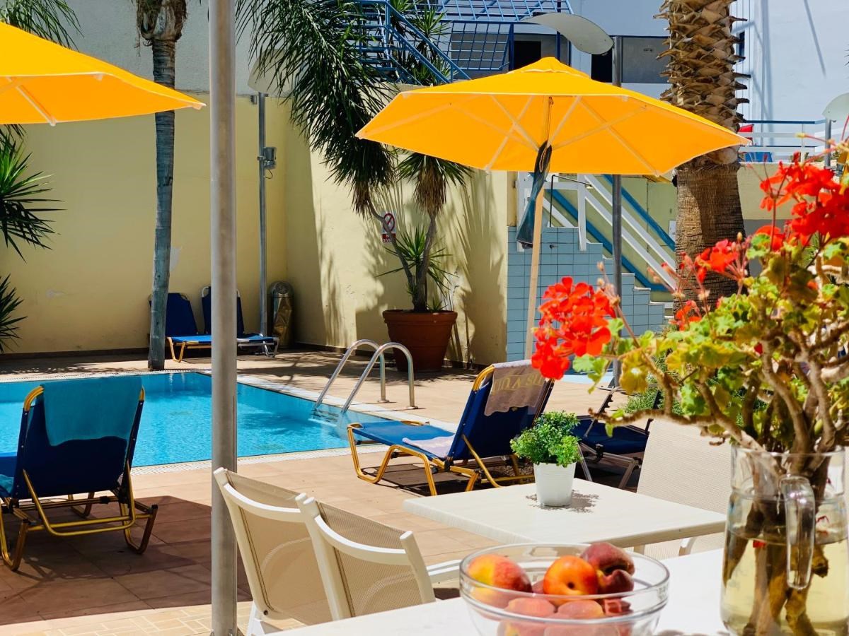Kassavetis Center - Hotel Studios & Apartments