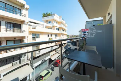 PHILIA CENTER SUITES