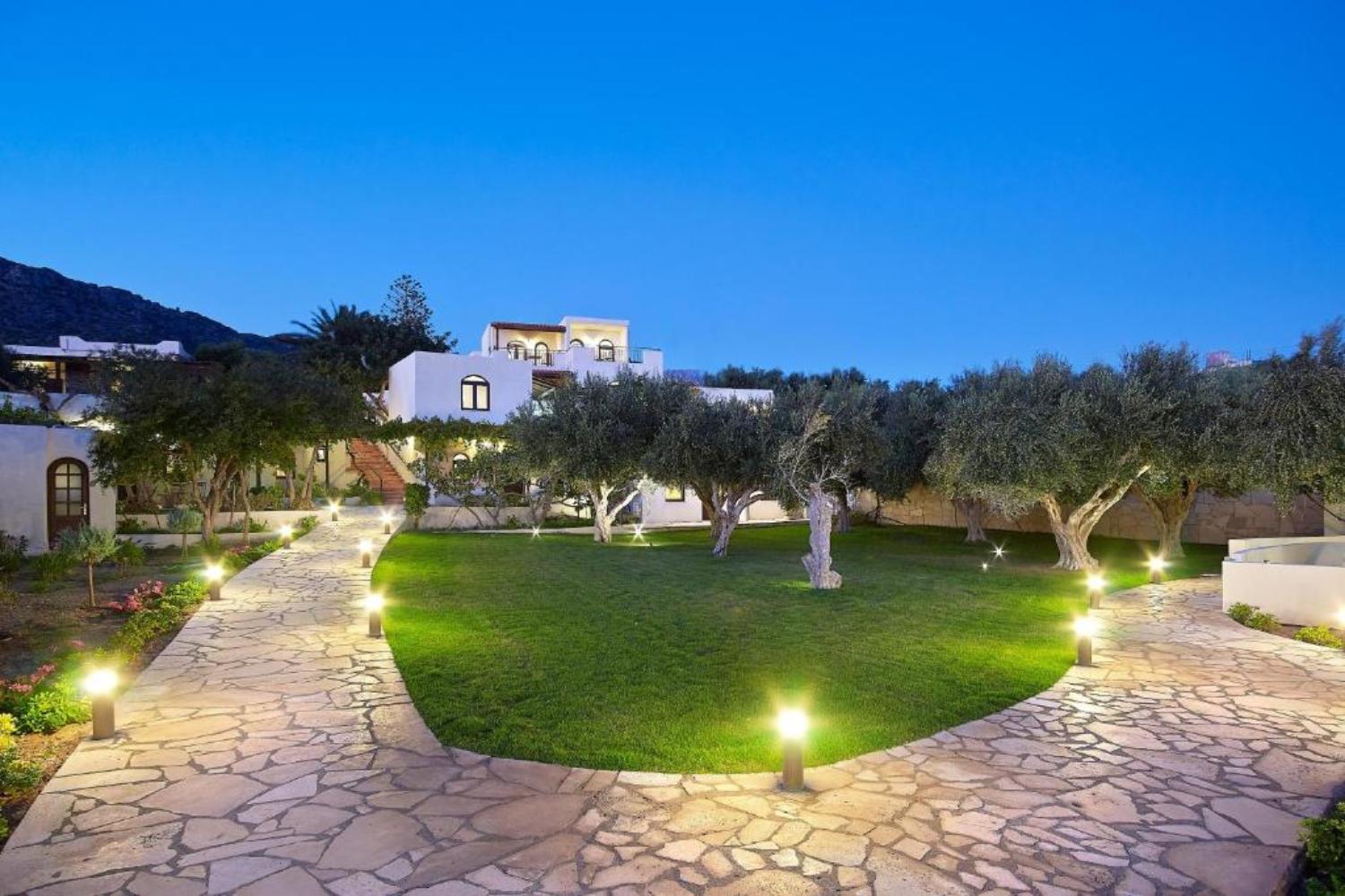 Coriva Beach Hotel