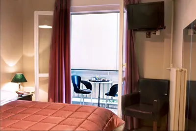 Nicola Hotel Athens