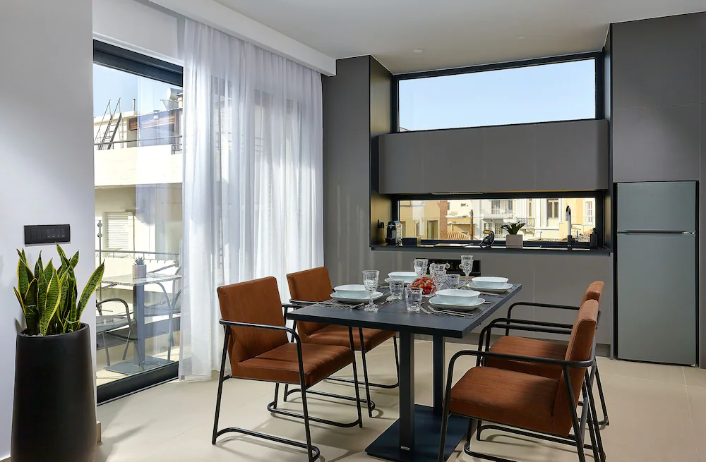 City Lion Apartments & Lofts