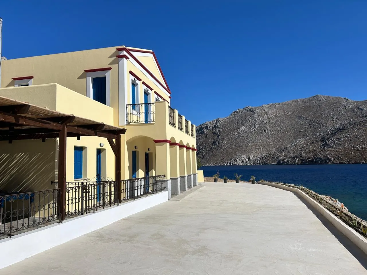 Symmetria Villa Symi
