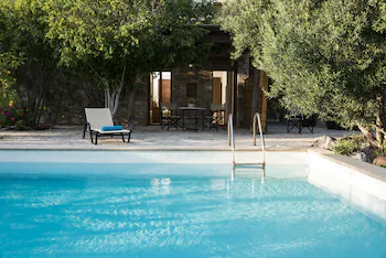 Istron Villas
