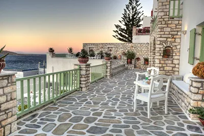 Villa Isabella Studios & Suites