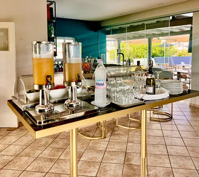 Bruskos Hotel & Suites