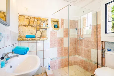 Scirocco & Folitsa Villas