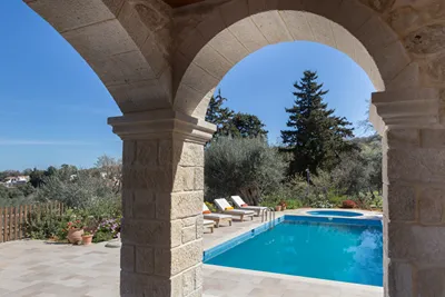 Vederi Estate