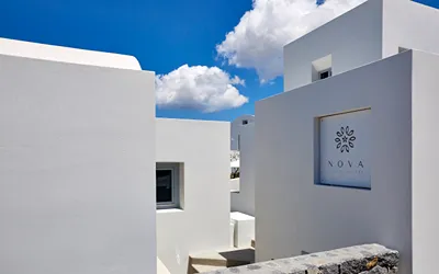 Nova Luxury Suites Santorini