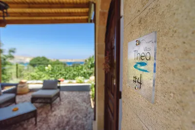 Thea Villas & Suite