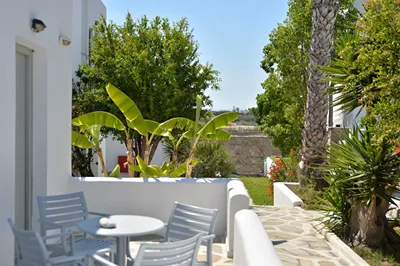 Summer Shades Hotel