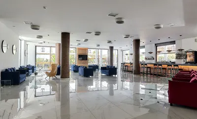 Amounda Bay Hotel