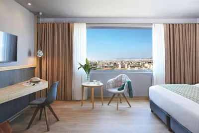 Zeus Wyndham Grand Athens