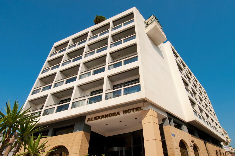 Alexandra Hotel