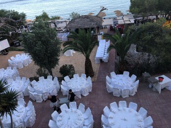 SUN HOTEL KINETA “Beach Front”
