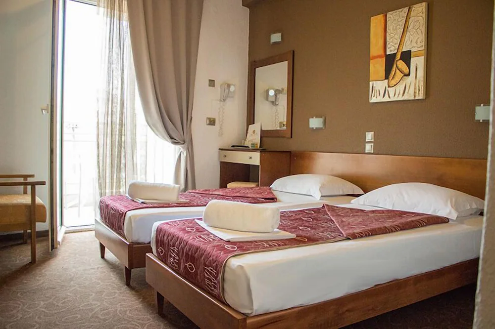 Akropol Hotel