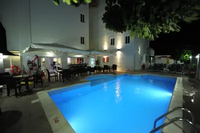MAJESTIC HOTEL ADULTS ONLY
