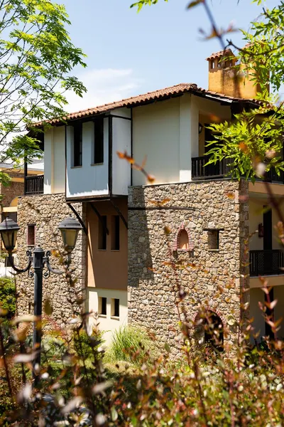 Simantro Resort