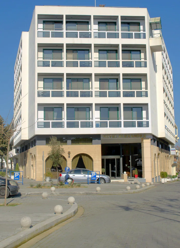 Alexandra Hotel