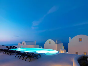Dome Santorini Resort & Spa