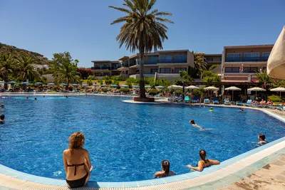 CATHRIN HOTEL
