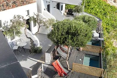 Pearl of Caldera Oia