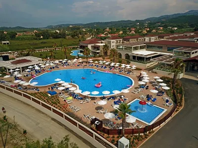 Almyros Beach Resort & Spa