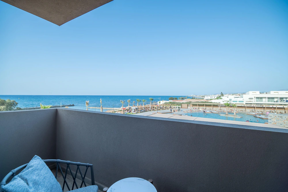 Senseana Sea Side Resort & Spa