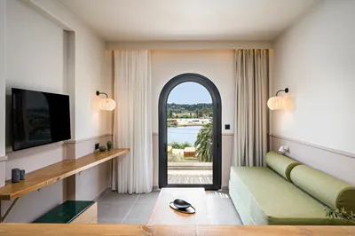 Loadstar Rooms & Suites
