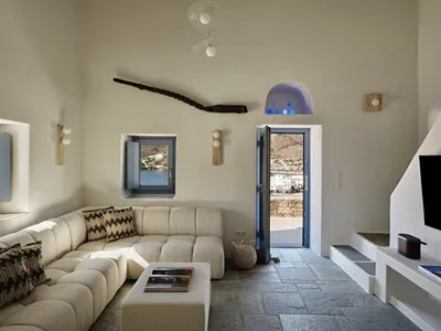 Ona Villa