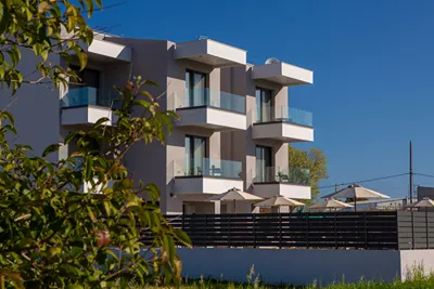 Arente Apartments