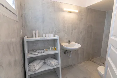 Phaos Santorini Suites