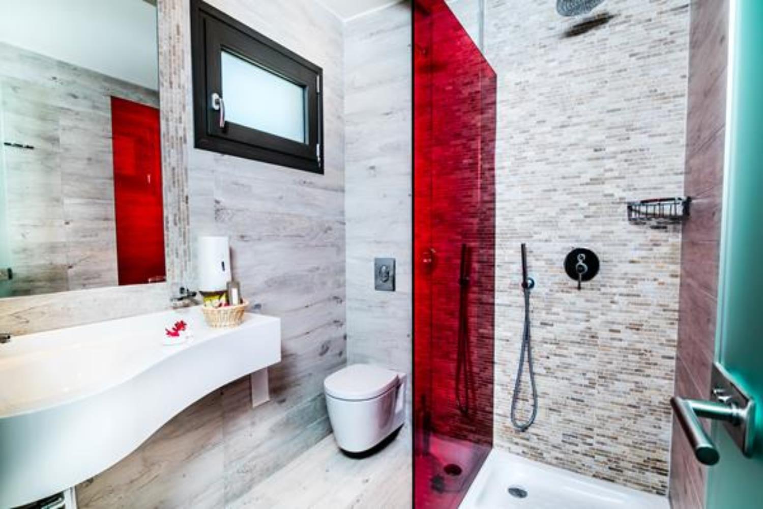 Notos Deluxe Suites