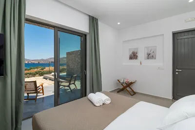 Aloni Suites Pollonia