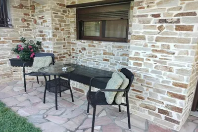 Anassa Studios