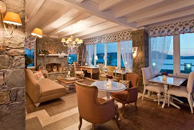Miland Suites