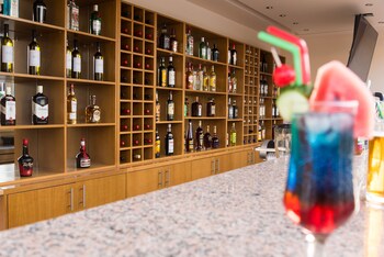 Amaryllis Beach Front Hotel