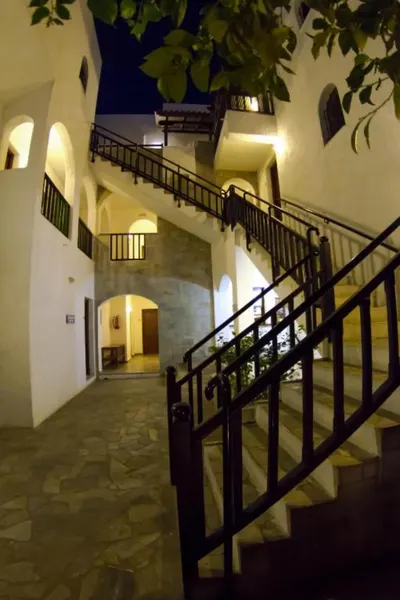 Lyda Hotel