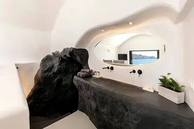 Olvos Luxury Suites