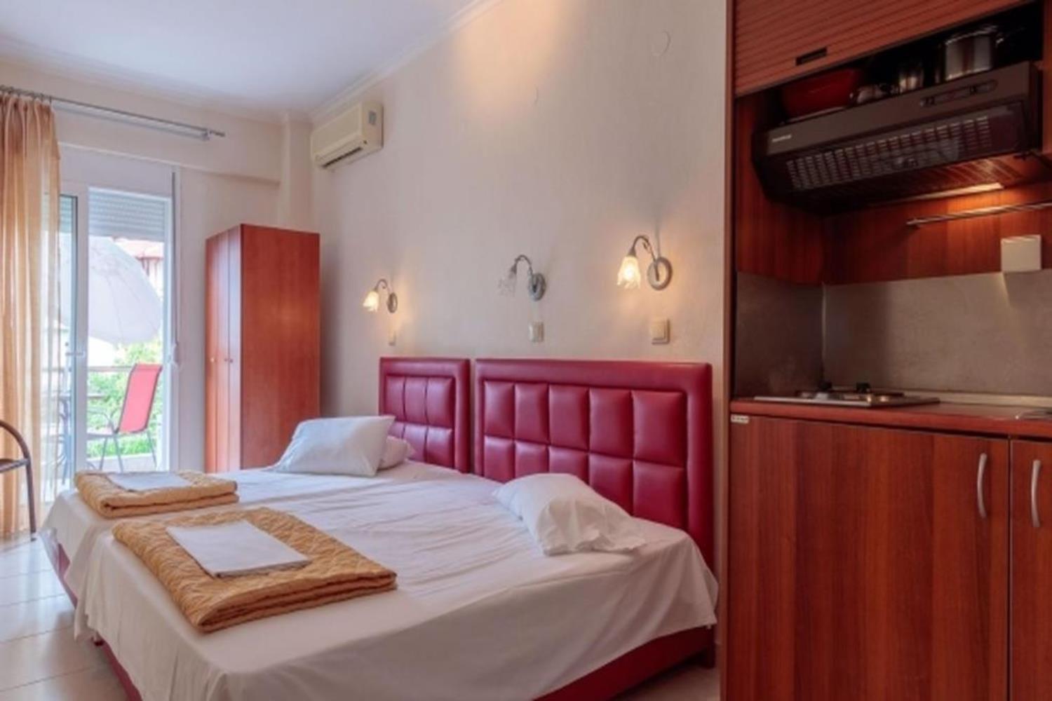 Christina Hotel - Pieria