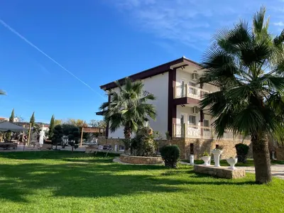 GREEK PRIDE HOTEL and APARTMENTS
