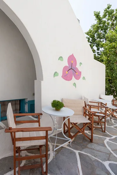 Ragousis Apartments Paros