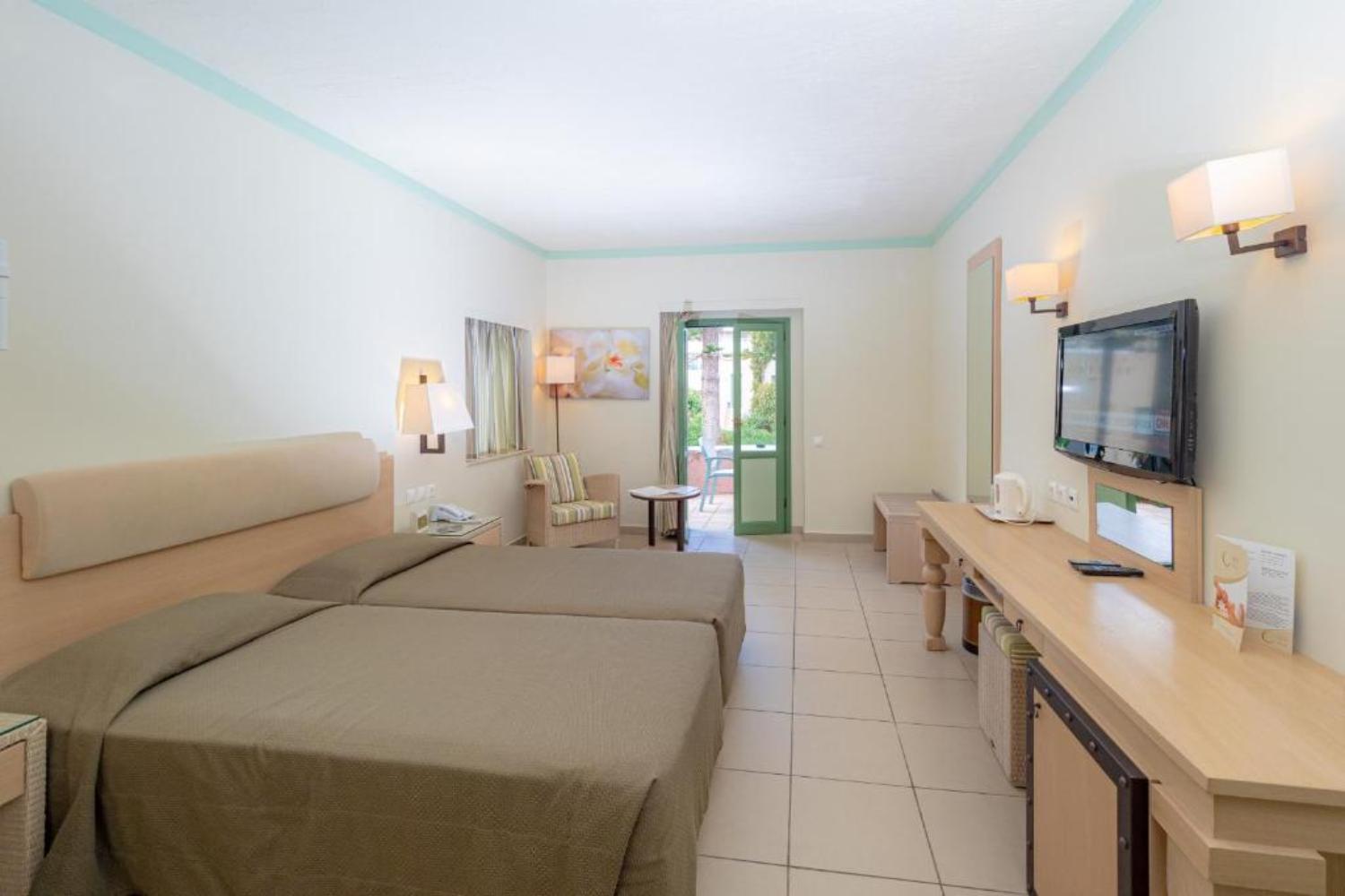 Silva Beach Hotel