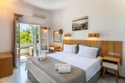HOTEL NEFELI