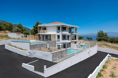 Villa D'Oro Luxury Villas & Suites
