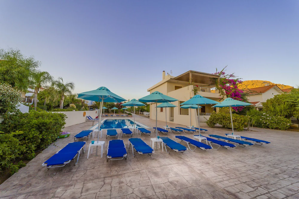 Amaryllis Beach Front Hotel